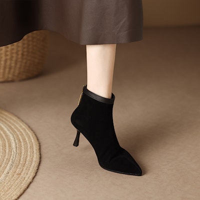 (W) Luiza Barcelos But Ankle 'Suede Hitam' X902058 6