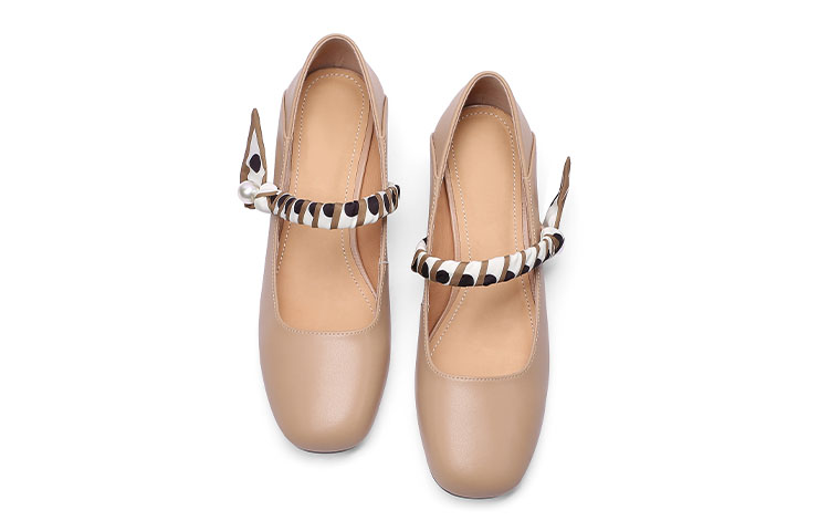 Lookbook (W) Luiza Barcelos珍珠装饰块跟凉鞋 '棕色皮革' X900873