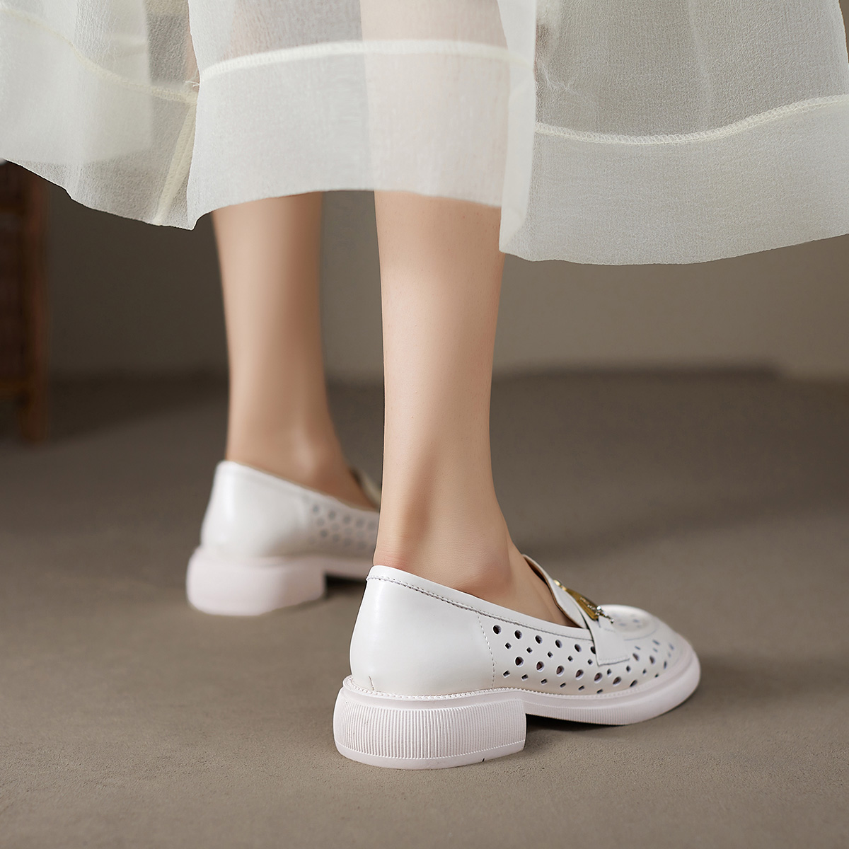 (W) Luiza Barcelos Casual Loafer 'Beige Breathable Cut-Out with Horsebit' 圖 3