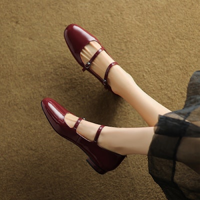 (W) Luiza Barcelos Loafer Kasual 'Burgundy Patent Double Buckle' X901915 Lookbook (W) Luiza Barcelos Loafer Kasual 'Burgundy Patent Double Buckle' X901915