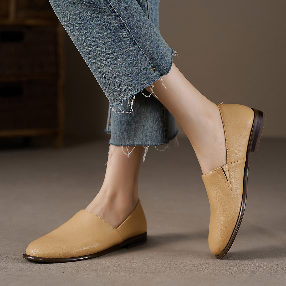 Sizing (Women) Luiza Barcelos Casual Low-Top 'Apricot' X901905