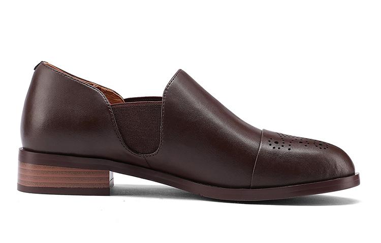 Order (W) Kasut Kasual Luiza Barcelos 'Tumit Tebal Ukiran Halus Coklat' X901150