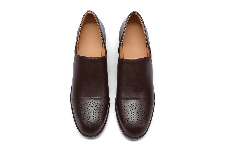 Lookbook (W) Kasut Kasual Luiza Barcelos 'Tumit Tebal Ukiran Halus Coklat' X901150