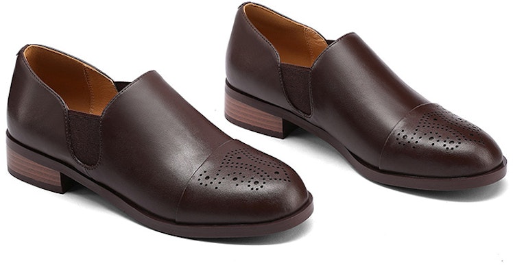 (W) Luiza Barcelos Sepatu Kasual 'Brown Delicate Carving Chunky Heel' X901150 Purchase (W) Luiza Barcelos Sepatu Kasual 'Brown Delicate Carving Chunky Heel' X901150