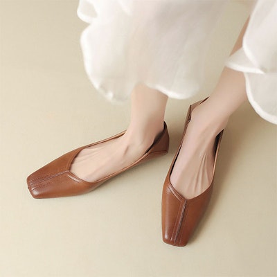 (Women) Luiza Barcelos Classic Retro 'Brown Chunky Heel' X9SK0416 Details for (Women) Luiza Barcelos Classic Retro 'Brown Chunky Heel' X9SK0416