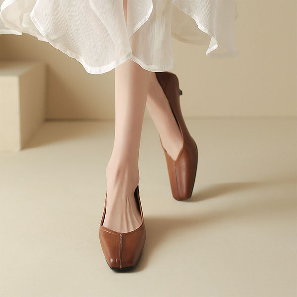 Sizing (Women) Luiza Barcelos Classic Retro 'Brown Chunky Heel' X9SK0416