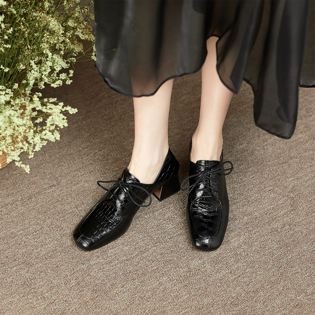 (W) Luiza Barcelos Crocodile Embossed Leather Round Toe Chunky Heel 'Black' 圖 6