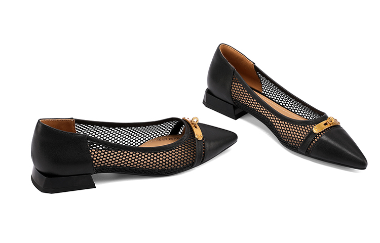 (W) Luiza Barcelos Cut-Out Leather Pumps 'Metallic Pointed Toe Black' 圖 4