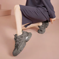 Shop Luiza Barcelos 織物 厚底舒適百搭 低筒 老爹鞋 5cm 女款 灰色