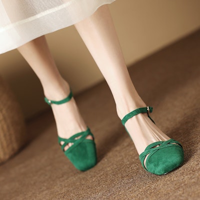 (W) 루이자 바르셀로스 5cm 청키힐 (초록) X901297 Lookbook (W) 루이자 바르셀로스 5cm 청키힐 (초록) X901297