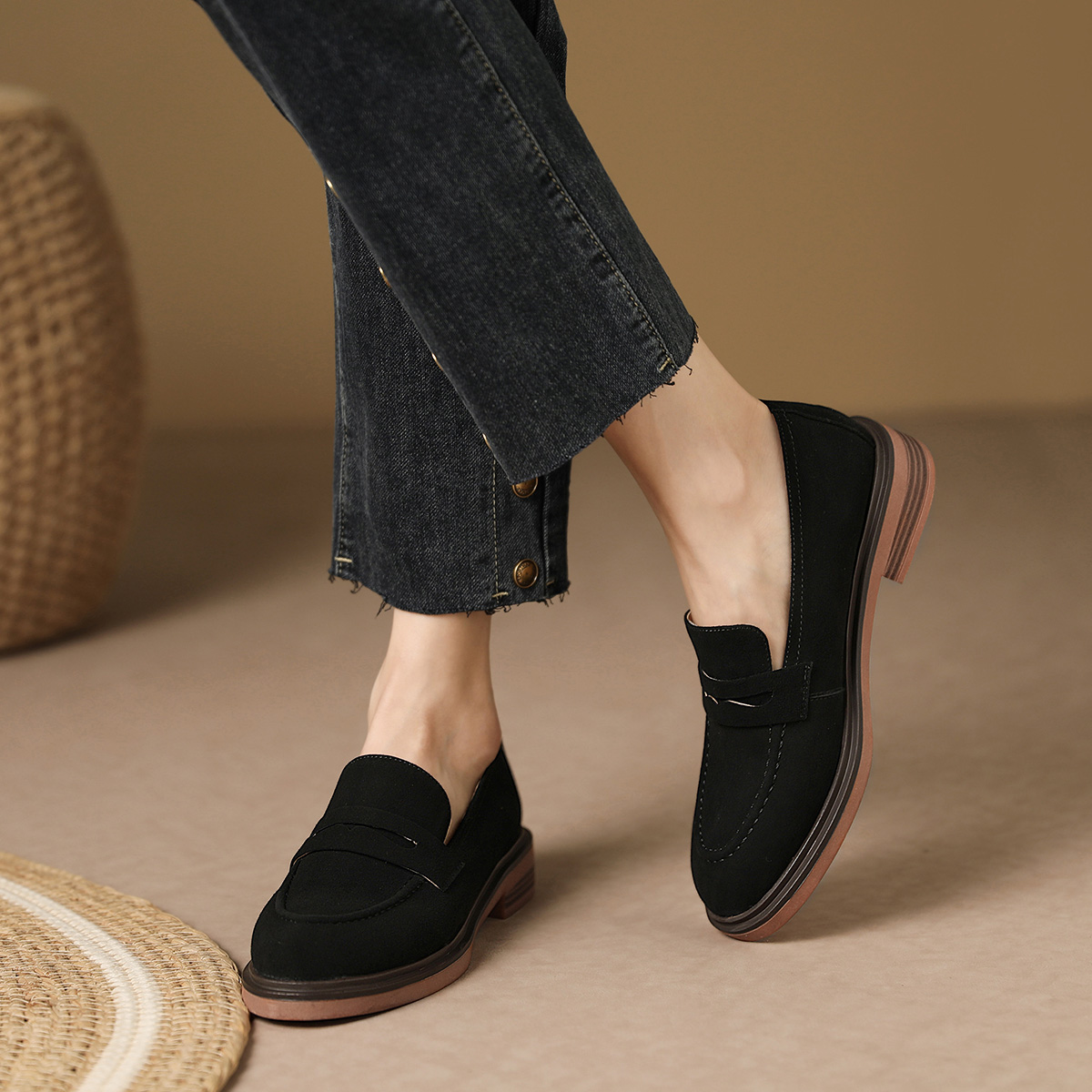 (W) Luiza Barcelos Fashion Chunky Heel Pump 'Black Suede' 圖 6