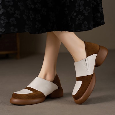 (W) Luiza Barcelos Fesyen Retro Platform Tumit Chunky 'Beige + Coklat' X901938 Details for (W) Luiza Barcelos Fesyen Retro Platform Tumit Chunky 'Beige + Coklat' X901938