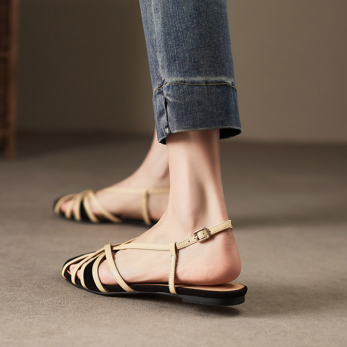 (W) Luiza Barcelos Fashion Sandals 'Black Apricot Buckle' 圖 5