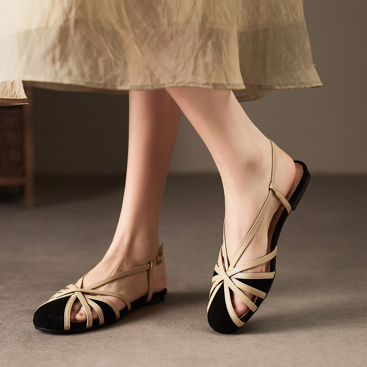 (W) Luiza Barcelos Fashion Sandals 'Black Apricot Buckle' 圖 6