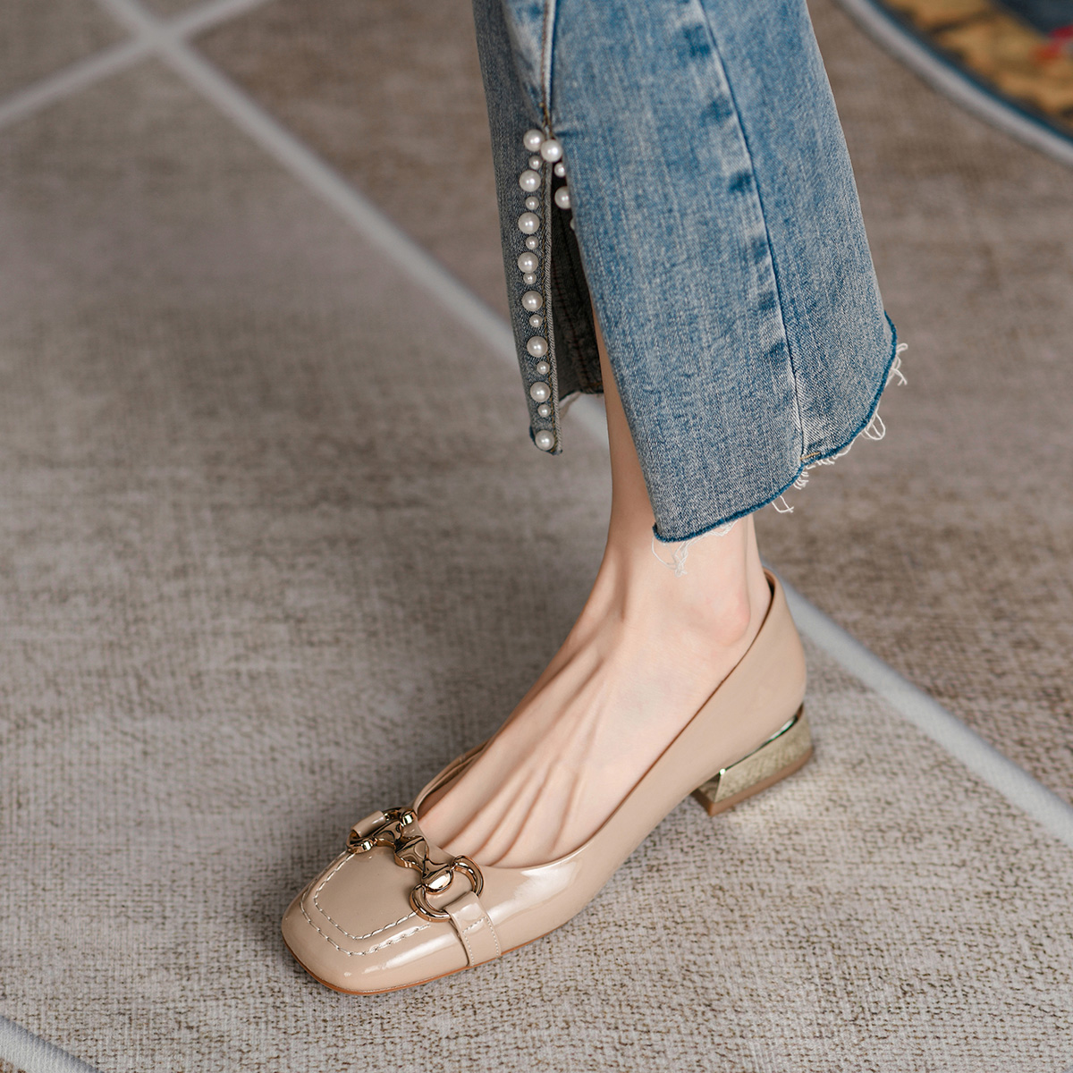 Lookbook (W) Luiza Barcelos 平底鞋 "杏色" X901387