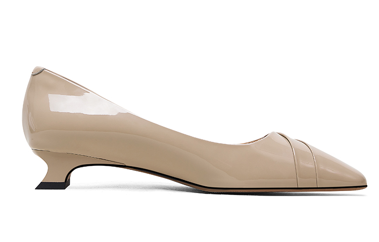 Order (W) ルイーザ・バルセロス アプリコットパテントフラット X901267