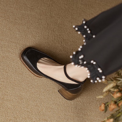 (W) Sandal Tumit Luiza Barcelos 'Tali Kunci Hitam' X901289 Details for (W) Sandal Tumit Luiza Barcelos 'Tali Kunci Hitam' X901289