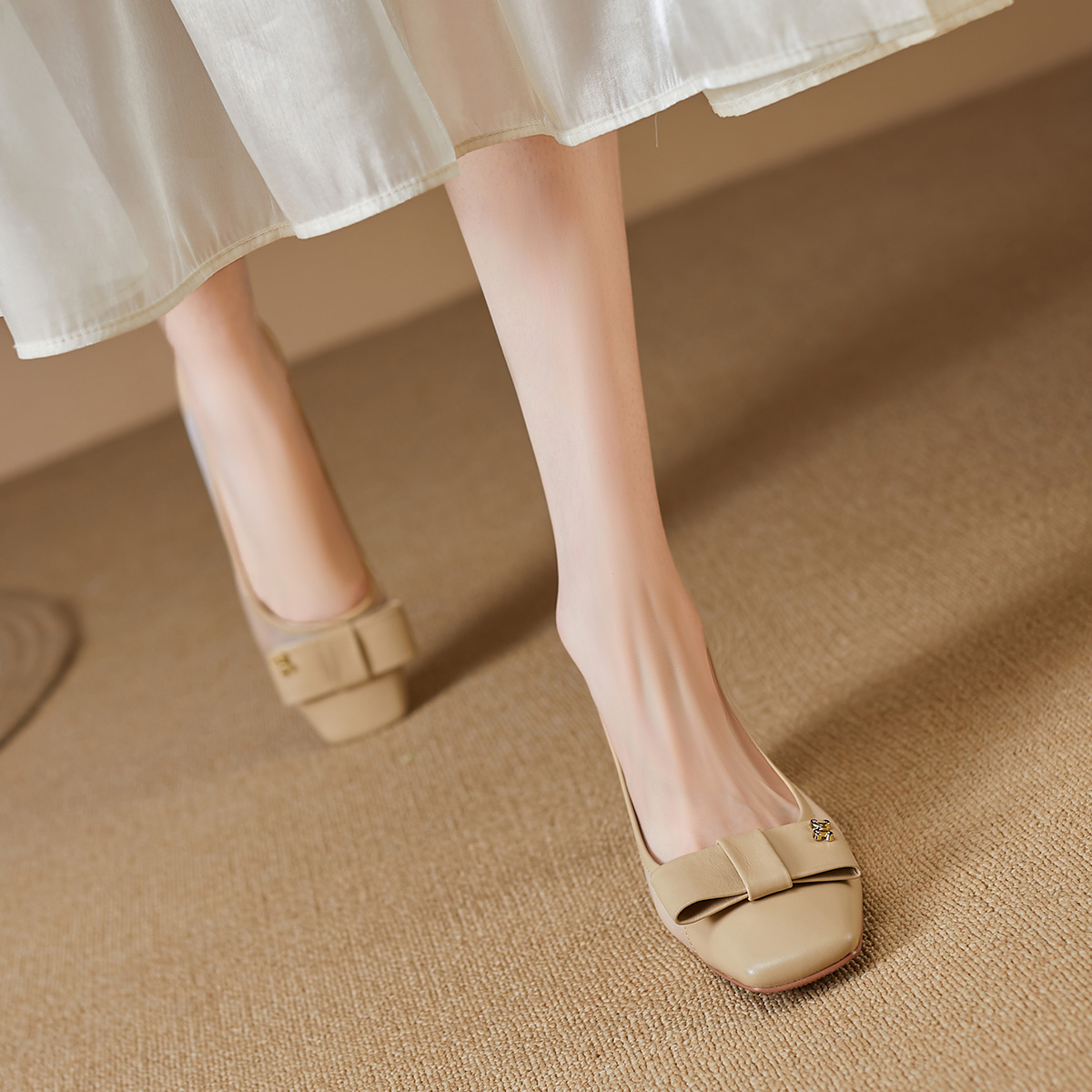 Order (W) Luiza Barcelos 高跟鞋 '杏色蝴蝶结镂空' X901621