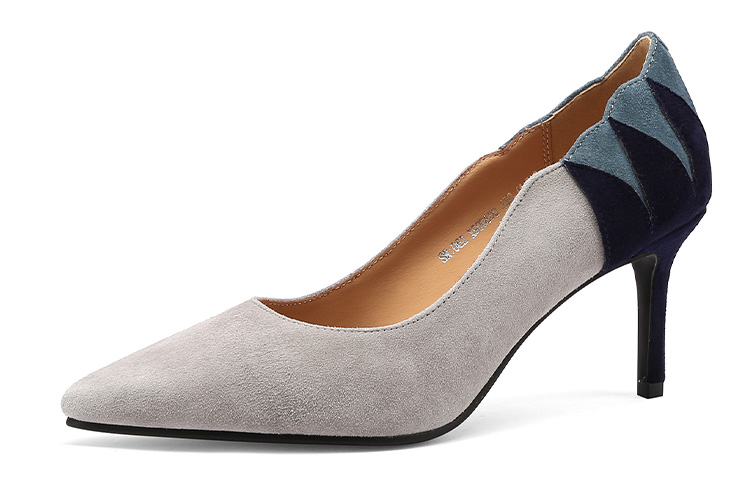 Lookbook (W) Luiza Barcelos High Heel 'Kenyamanan Kasual Abu Biru' X900800