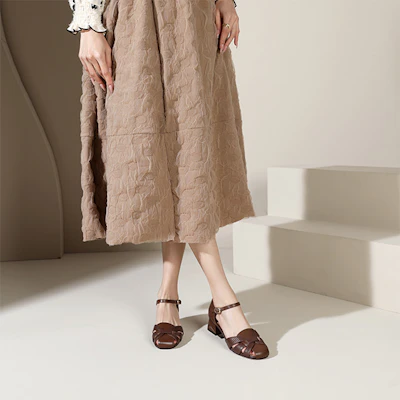 Luiza Barcelos 頭層牛皮 法式復古編織鏤空 高跟鞋 4cm 女款 棕色 Shop Luiza Barcelos 頭層牛皮 法式復古編織鏤空 高跟鞋 4cm 女款 棕色