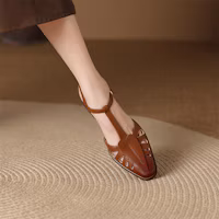 Shop (W) Luiza Barcelos Hak Tinggi 'Retro Perancis Coklat Berongga' X901777