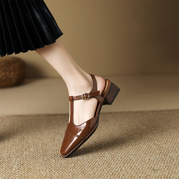 Order (W) Luiza Barcelos Sepatu Hak Tinggi 'French Vintage Buckle Coklat' XWP1SK0568