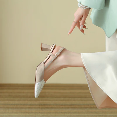 (W) Luiza Barcelos Sepatu Hak Tinggi 'Beige Fashion' X901301 Shop (W) Luiza Barcelos Sepatu Hak Tinggi 'Beige Fashion' X901301