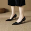 Purchase (W) Luiza Barcelos Tacones Altos 'Negro Punta Fina' XWP1SK0609