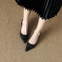 Sizing (W) Luiza Barcelos Sepatu Hak Tinggi 'Hitam Ujung Lancip' XWP1SK0609