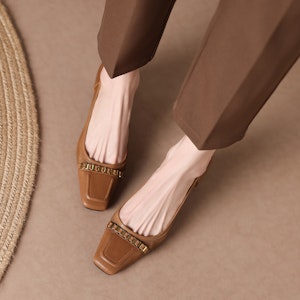 (W) 루이자 바르셀로스 망사 청키힐 (브라운) X901707 Shop (W) 루이자 바르셀로스 망사 청키힐 (브라운) X901707