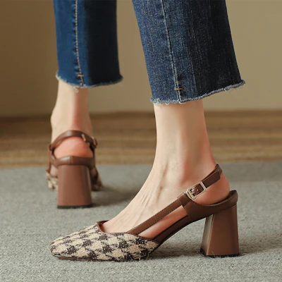 (W) 루이자 바르셀로스 하운즈투스 샌들 (브라운 버클) X901638 Shop (W) 루이자 바르셀로스 하운즈투스 샌들 (브라운 버클) X901638