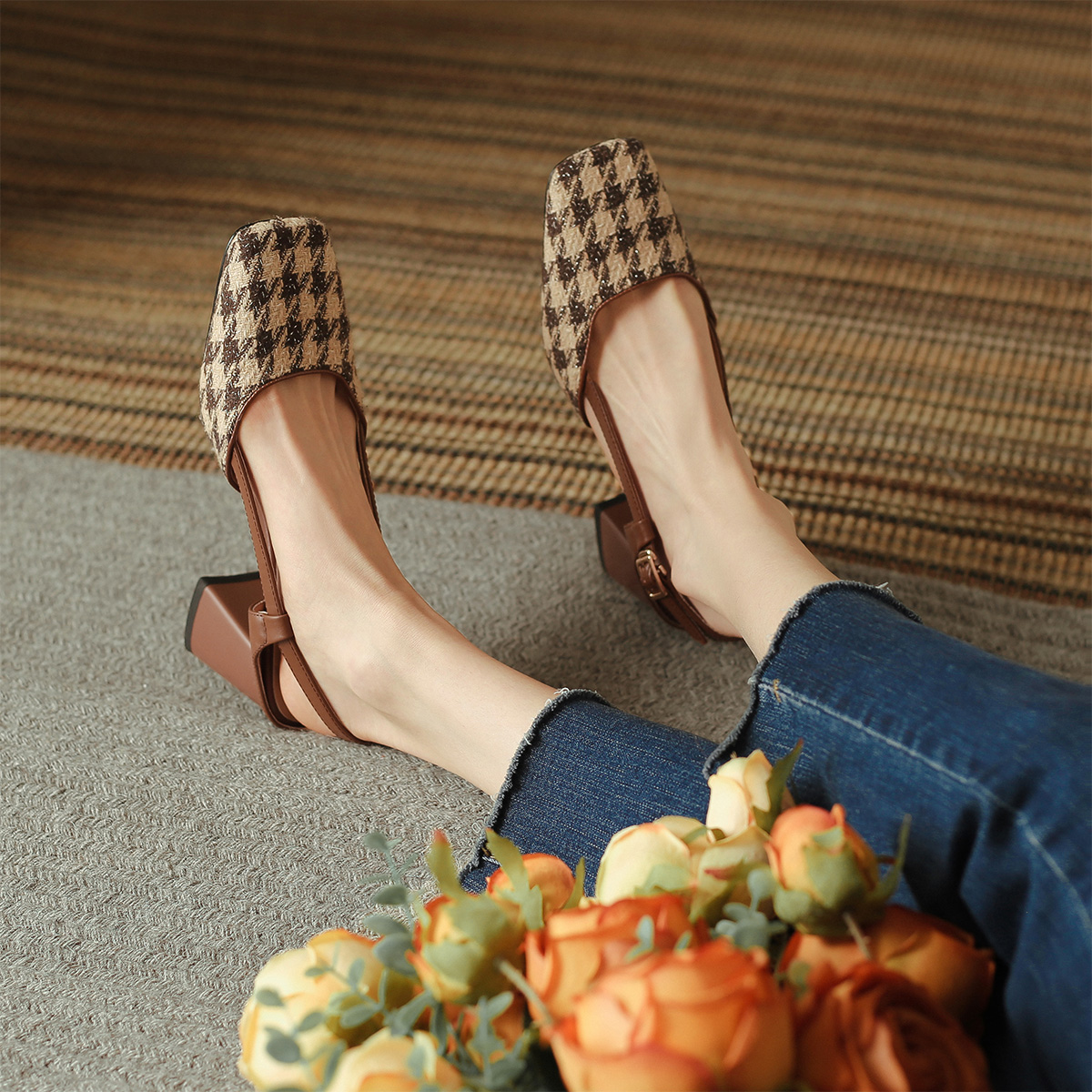 Purchase (W) 루이자 바르셀로스 하운즈투스 샌들 (브라운 버클) X901638