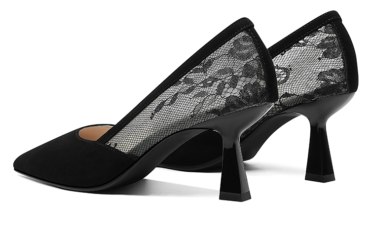 Shop Luiza Barcelos 羊皮 尖頭細跟蕾絲鏤空百搭 細跟 高跟鞋 7cm 女款 黑色