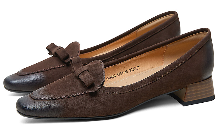 Shop (W) ルイザ・バルセロス レトロブラウンレザーボウヒール
(Ruiza Baruserosu Retoroburaun Rezaa Bouhiiru) X901140