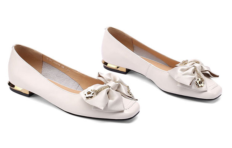 Purchase (W) Luiza Barcelos 黑色皮革金属蝴蝶结运动鞋 X900799