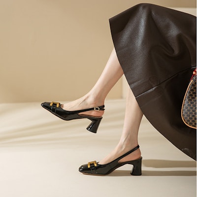 (W) Luiza Barcelos Tumit Tinggi Kulit 5.5cm 'Gesper Logam' XWP1SK0535 Sizing (W) Luiza Barcelos Tumit Tinggi Kulit 5.5cm 'Gesper Logam' XWP1SK0535