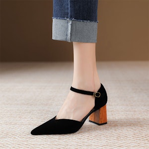 (W) Luiza Barcelos 黑色扣带尖头粗跟女鞋 皮革材质 X9SK0848 Shop (W) Luiza Barcelos 黑色扣带尖头粗跟女鞋 皮革材质 X9SK0848