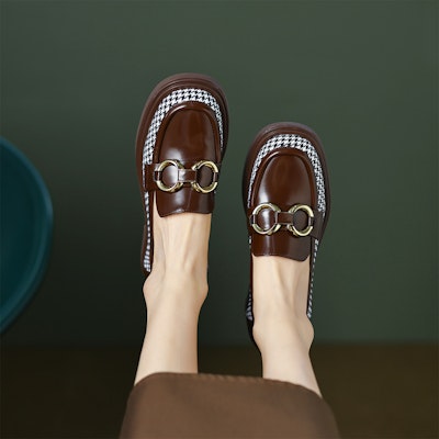(W) Luiza Barcelos Sepatu Kulit Cokelat 'Houndstooth' Hak Chunky 4cm X900636 Purchase (W) Luiza Barcelos Sepatu Kulit Cokelat 'Houndstooth' Hak Chunky 4cm X900636