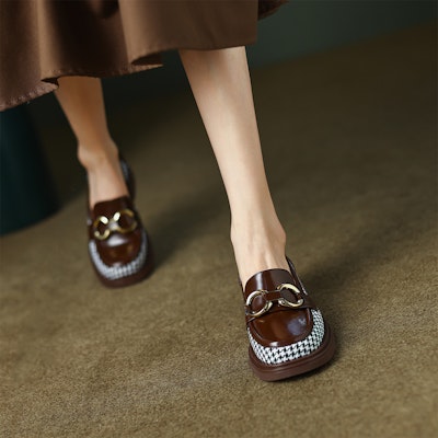 (W) Luiza Barcelos Sepatu Kulit Cokelat 'Houndstooth' Hak Chunky 4cm X900636 Cheap (W) Luiza Barcelos Sepatu Kulit Cokelat 'Houndstooth' Hak Chunky 4cm X900636