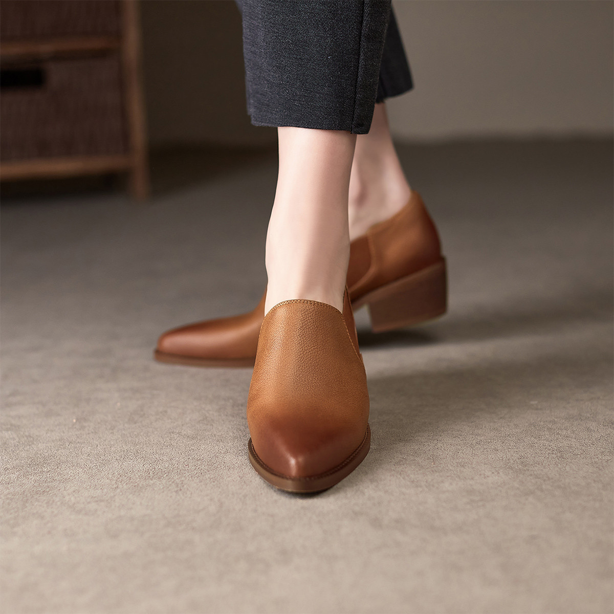 Order (W) Luiza Barcelos 焦糖色皮革高跟鞋 X901175