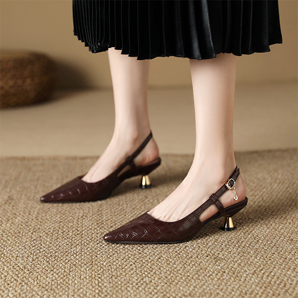 (W) Luiza Barcelos Leather Pumps 'Retro Pointed Toe Brown' 圖 4
