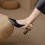 Lookbook (W) Luiza Barcelos Kasut Kulit Tumit Runcing dengan Bow B901333