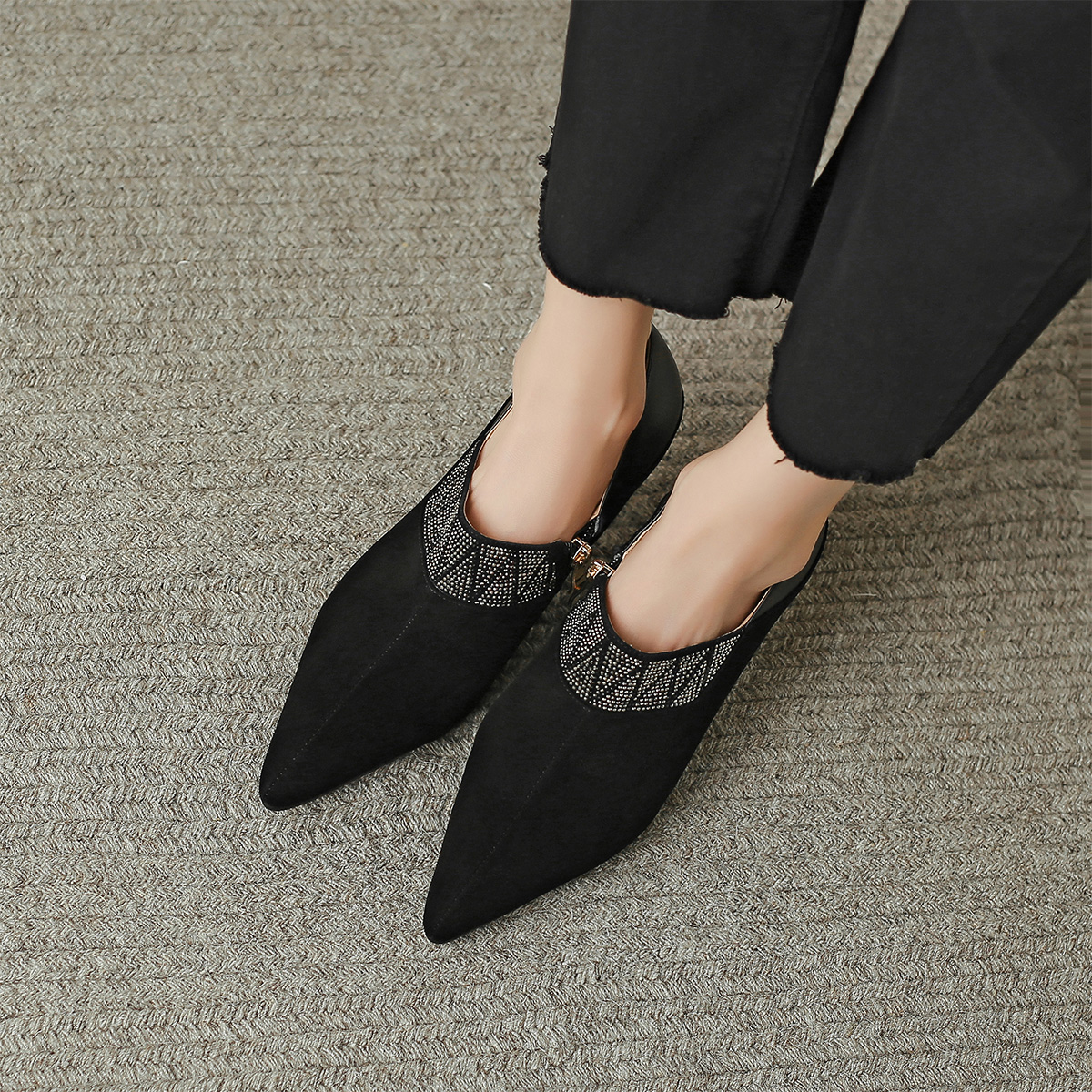 (W) Luiza Barcelos Leather Rhinestone 6cm High Heels 'Black' 'Fashion Cone Heel' 圖 4