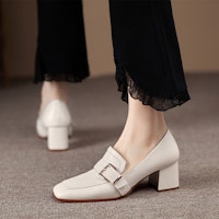 (W) Luiza Barcelos Hak Blok Kulit Kotak Jepit Hias 'Nude 5.8cm' X900956 4