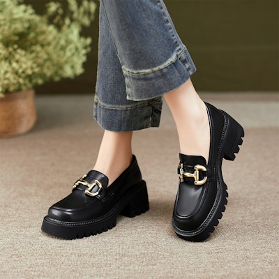 (W) Loafer Luiza Barcelos 'Black Metal Buckle' Hitam Dengan Gesper Besi X900802 Lookbook (W) Loafer Luiza Barcelos 'Black Metal Buckle' Hitam Dengan Gesper Besi X900802