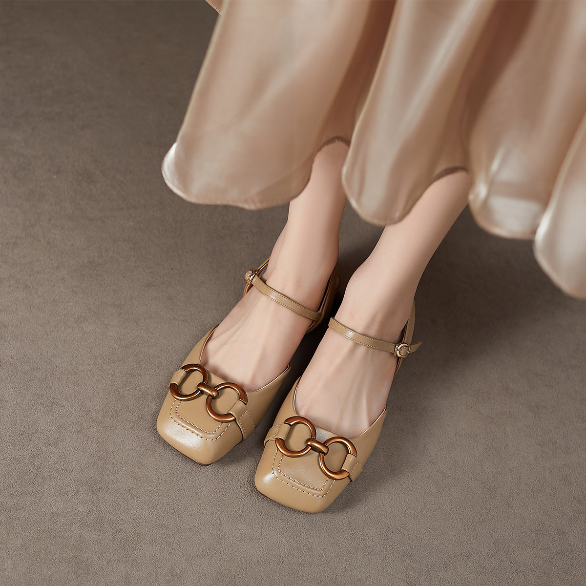 (W) Luiza Barcelos Loafer 'Milk Tea CMFT' 圖 4