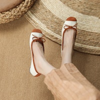 (W) Luiza Barcelos 低帮舒适运动鞋 '米色麂皮' X900816 Sizing (W) Luiza Barcelos 低帮舒适运动鞋 '米色麂皮' X900816