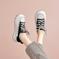 (W) Luiza Barcelos Low 'Hitam dan Krim' X902079 Purchase (W) Luiza Barcelos Low 'Hitam dan Krim' X902079