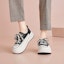 Sizing (W) Luiza Barcelos Low 'Hitam dan Krim' X902079