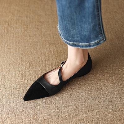 (W) Luiza Barcelos 低跟尖头'黑色通勤拼接'鞋 X901459 Order (W) Luiza Barcelos 低跟尖头'黑色通勤拼接'鞋 X901459